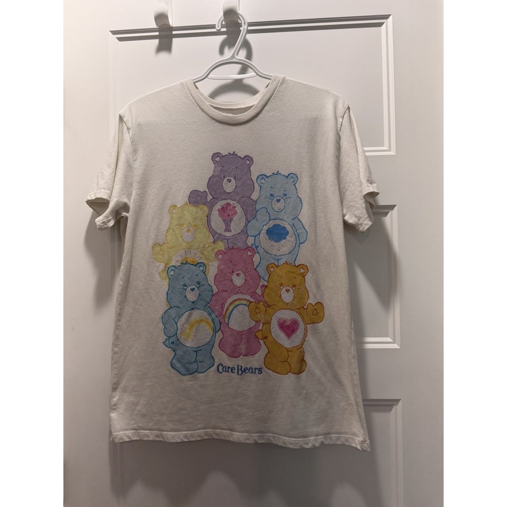 Care Bears T-Shirt L Vintage Style‎ Graphic Tee 6 Bears Rainbow 2023 Licensed